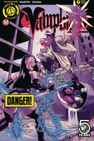 VAMPBLADE #7 COVER VARIANT B WINSTON YOUNG RISQUE